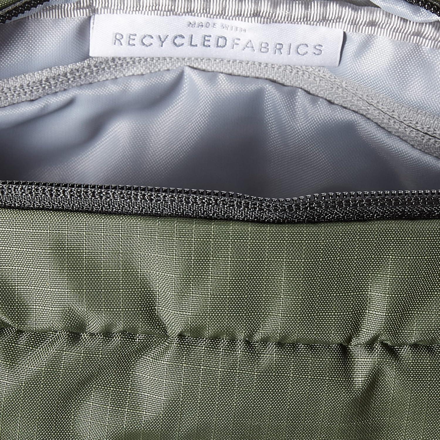 imageMountain HardwearSurplus Green