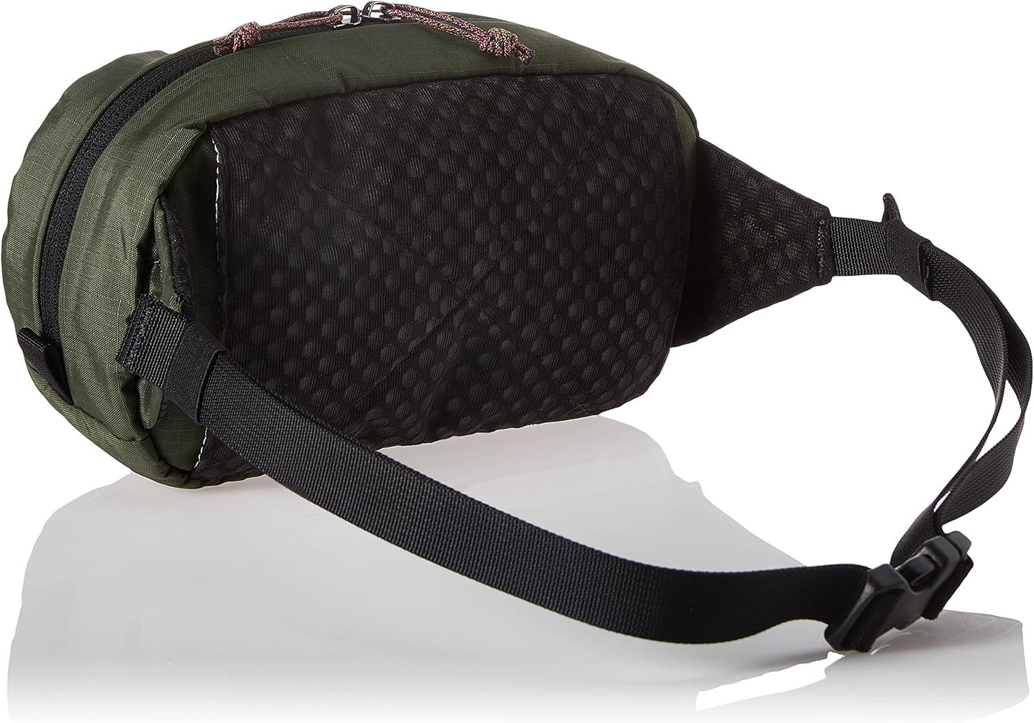 imageMountain HardwearSurplus Green